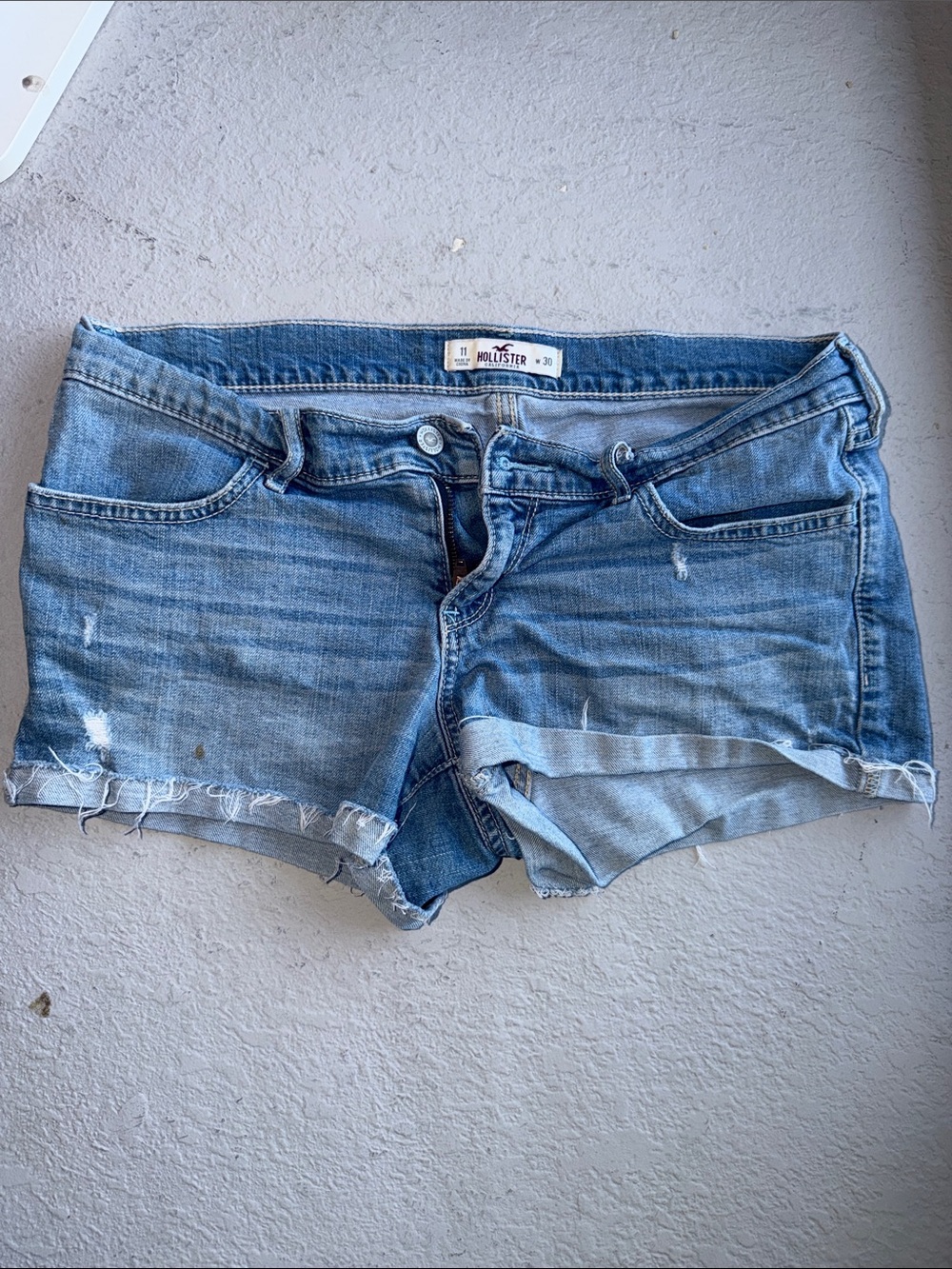 Hollister Women's Frayed Hem Denim Shorts - Light Wash Blue